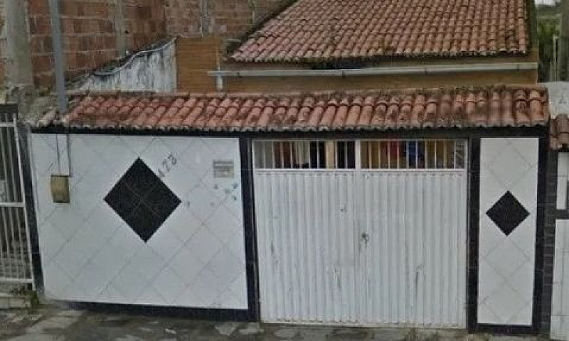 Casa Na Rua Diogo Da...