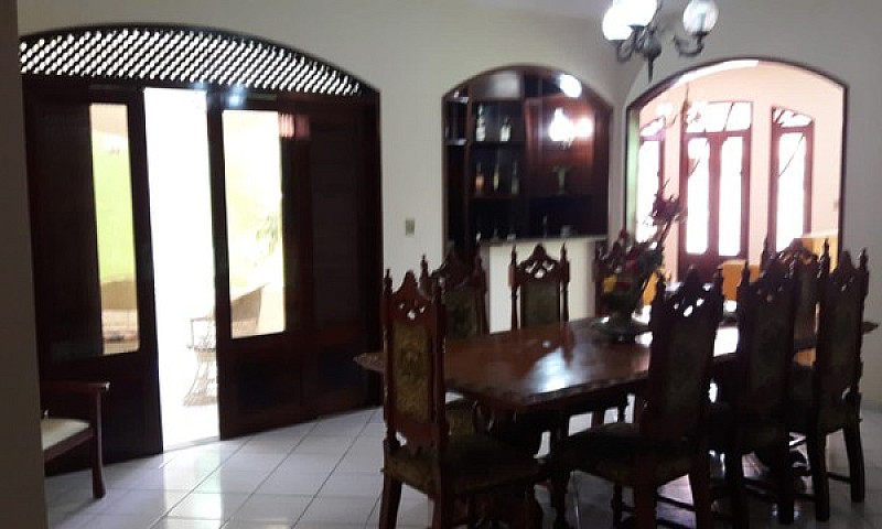 Linda Casa Mobiliada...