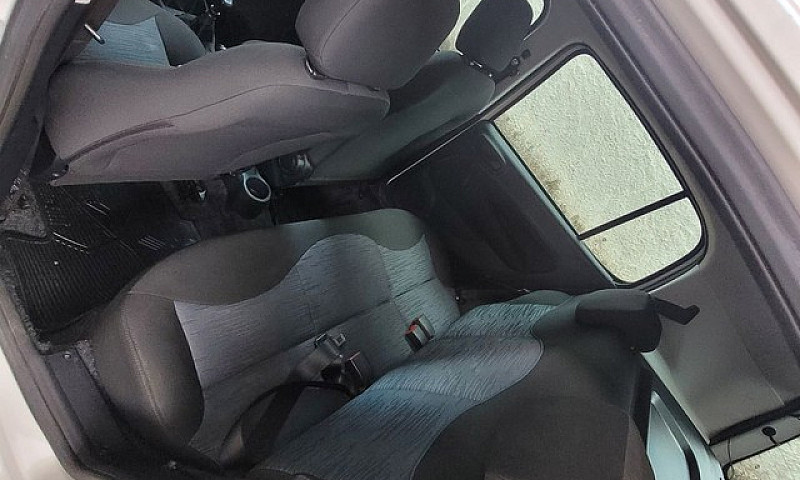 Fiat/Uno Atractive 1...