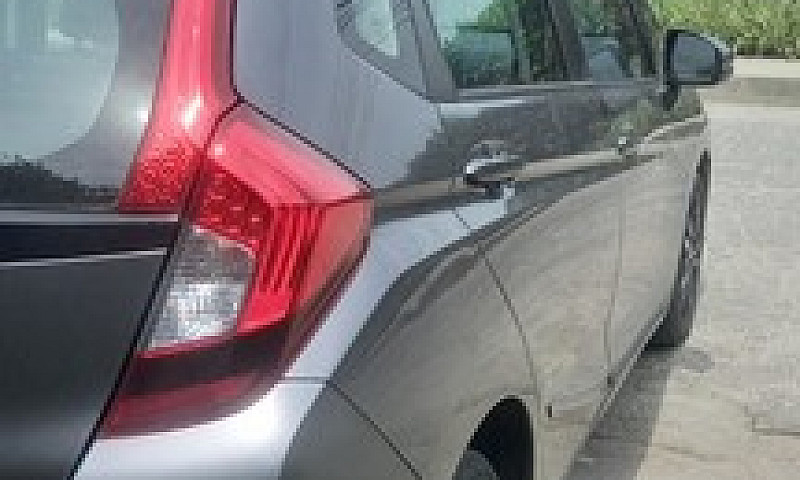 Honda Fit Ex 2018 Po...