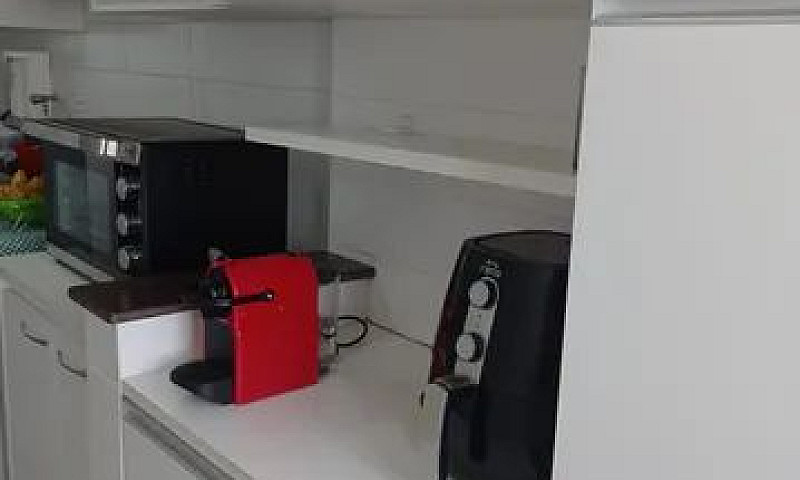 Apartamento Em Itapu...