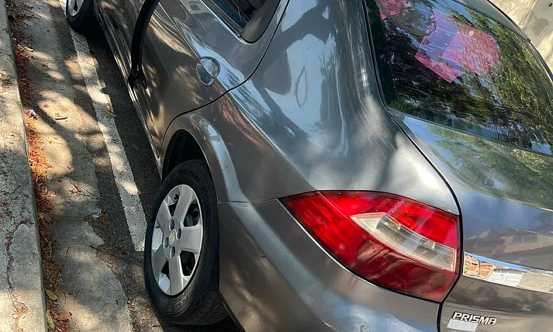 Chevrolet Prisma Sed...