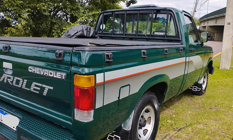 Chevrolet D-20 S / L...