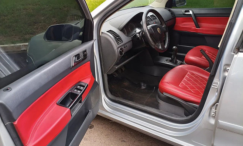 Volkswagen Polo Seda...