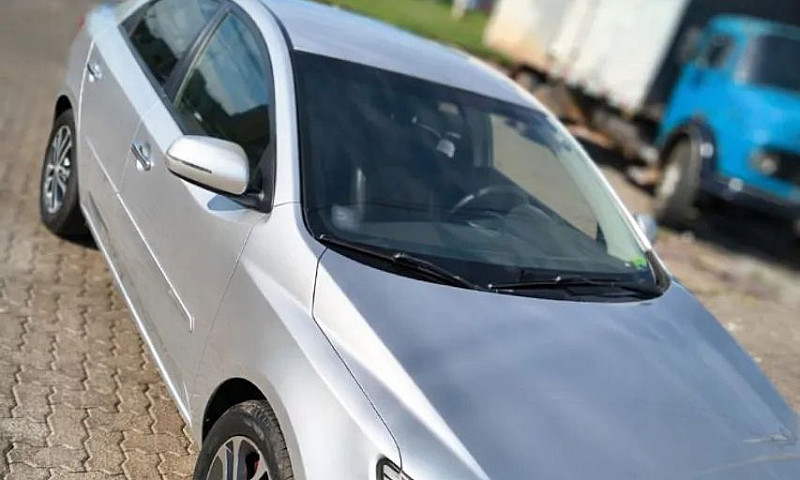 Kia Motors Cerato 1....