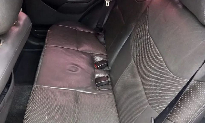 Mitsubishi Pajero Tr...