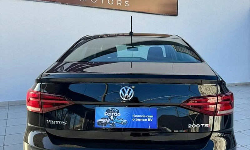 Volkswagen Virtus Co...