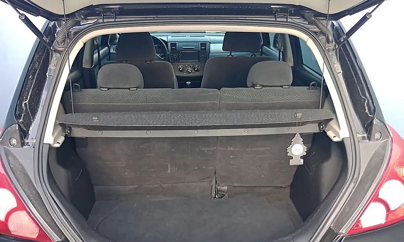 Nissan Tiida S 1.8/1...