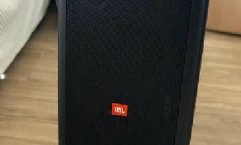 Jbl Party Box 300...