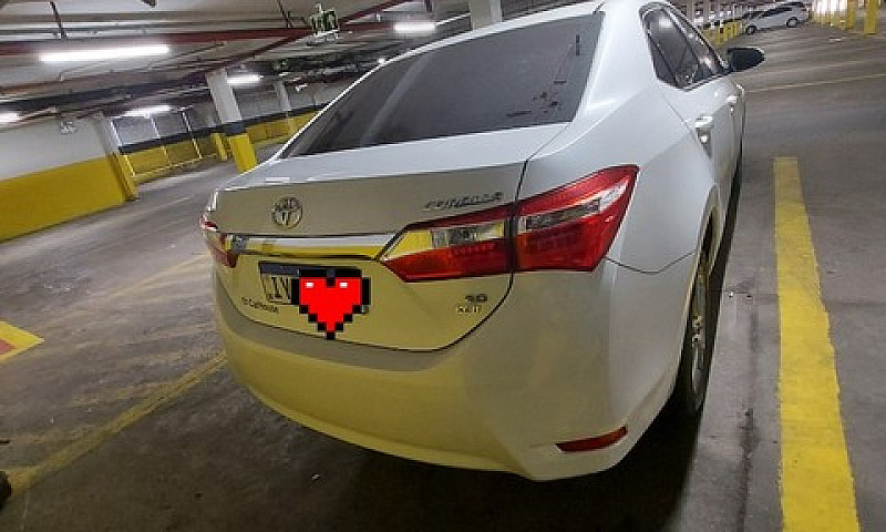 Toyota Corolla Xei 2...