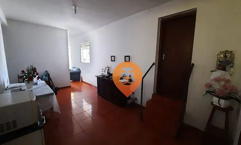 Casa Com 3 Dormitóri...