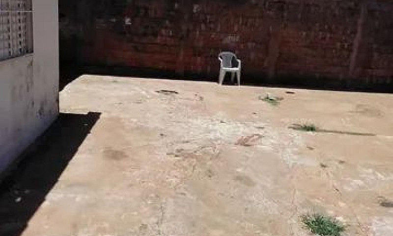 Vendo Casa No Itapoã...