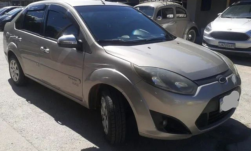 Fiesta Sedan Flex/Cl...