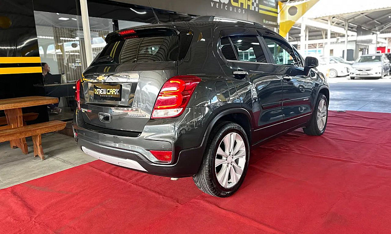 Chevrolet Tracker Pr...