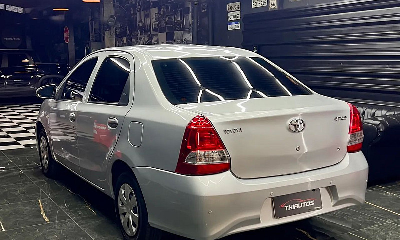 Toyota Etios X Sedan...