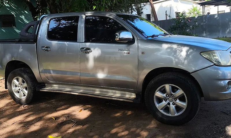 Toyota Hilux Cd D4-D...