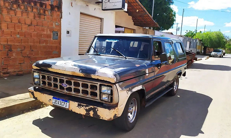 Ford F-1000 Super Di...