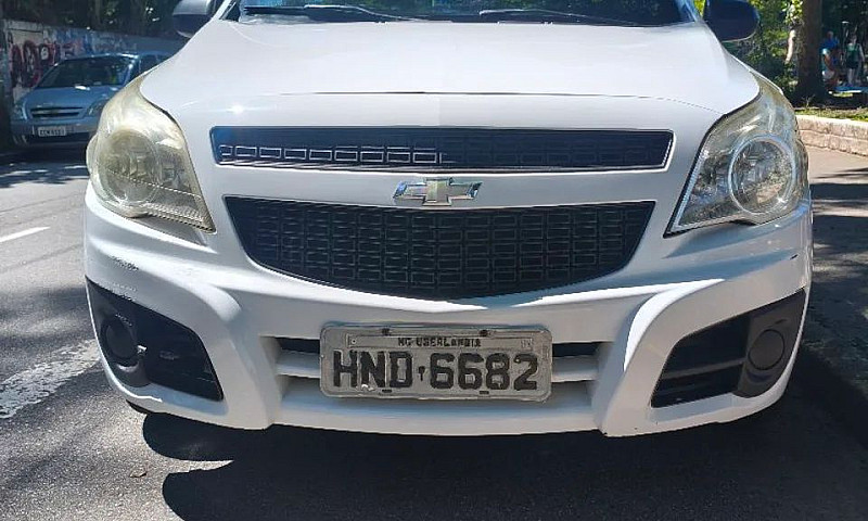 Chevrolet Montana Ls...