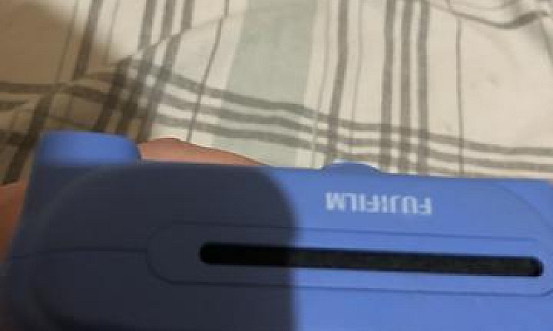Instax Mini 9...