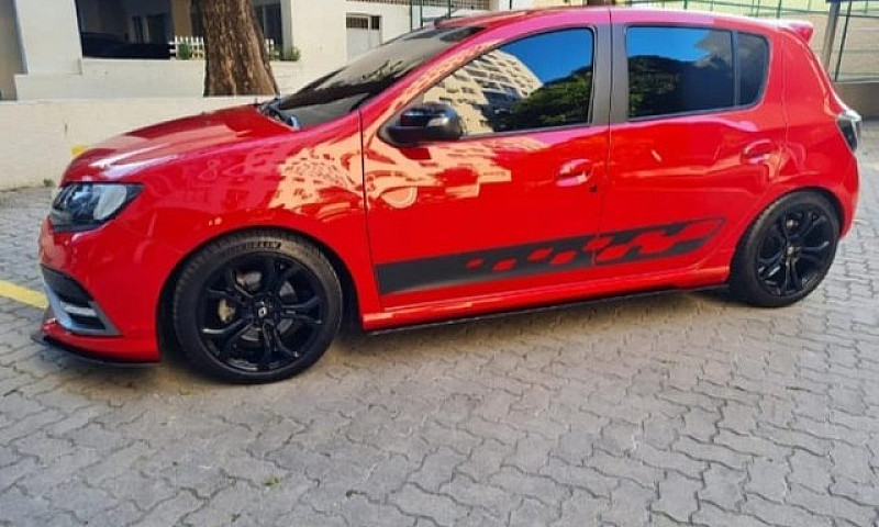Renault Sandero 2.0 ...