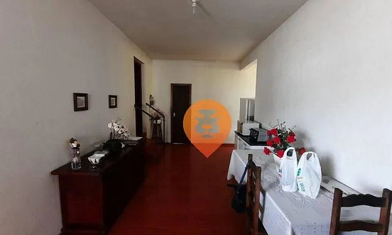 Casa Com 3 Dormitóri...