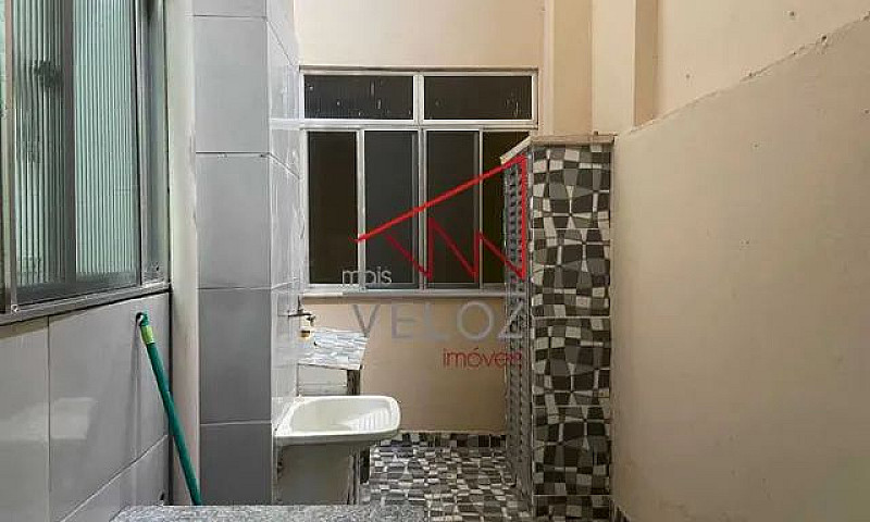 Casa De Vila-À Venda...