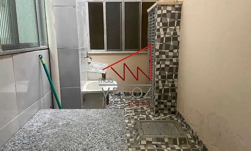 Casa De Vila-À Venda...