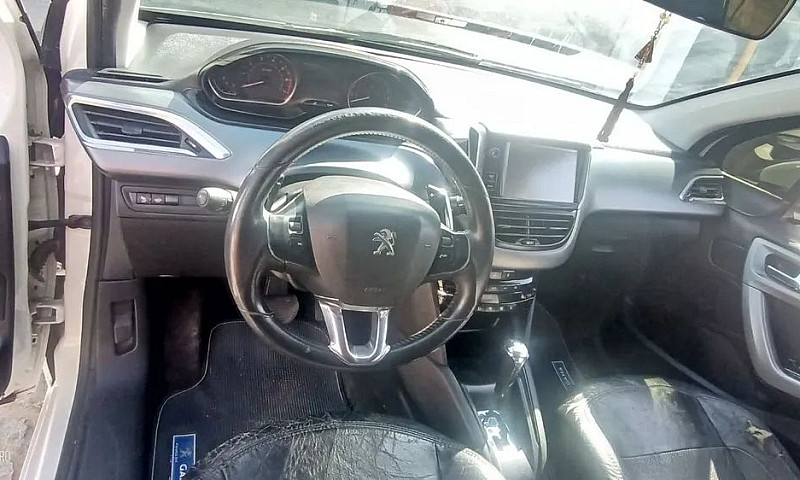 Peugeot 208 Griffe 1...