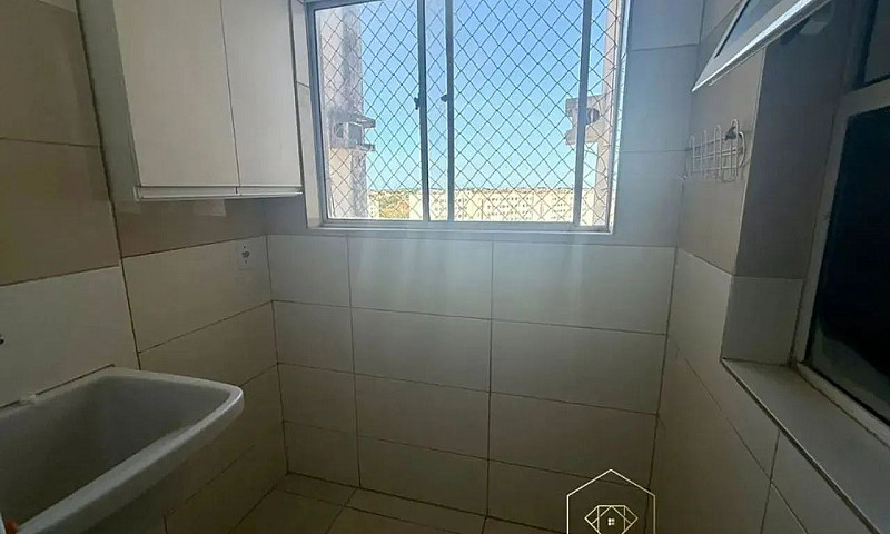 Apartamento 2/4 Reve...