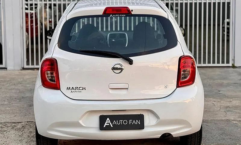 Nissan March S 1.0  ...