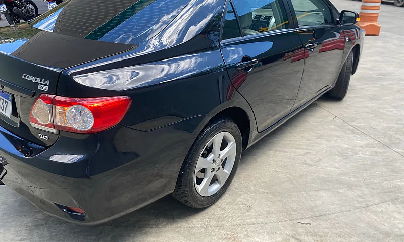 Toyota Corolla Xei 2...