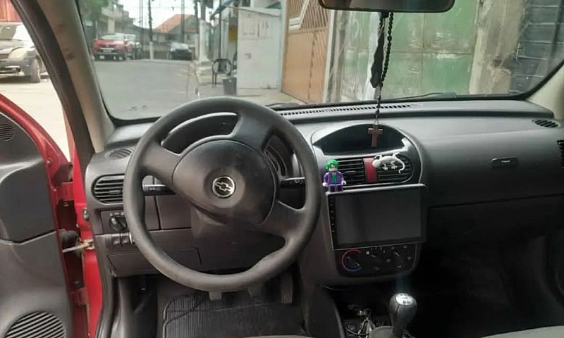 Chevrolet Corsa Hat....