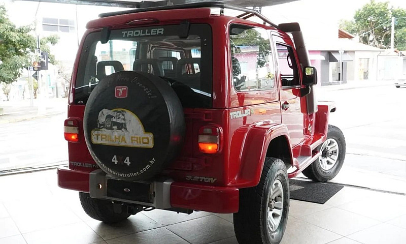 Troller T-4 4X4 3.2 ...