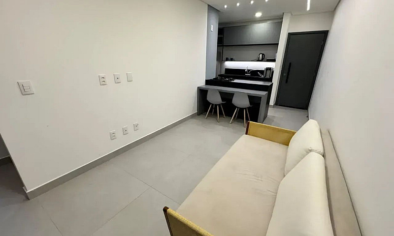 Apartamento Semi-Mob...
