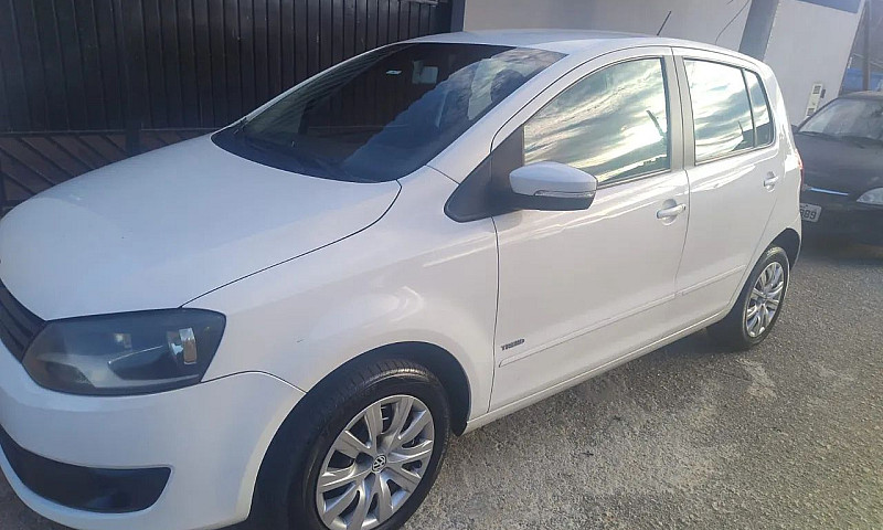 Volkswagen Fox 1.6 M...