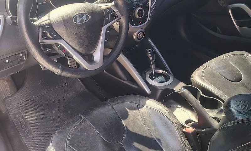 Hyundai Veloster 1.6...