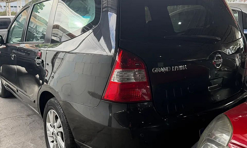 Nissan Livina Grand ...