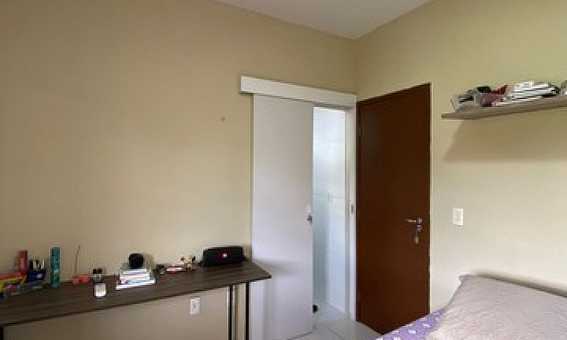 Casa De Condomínio P...