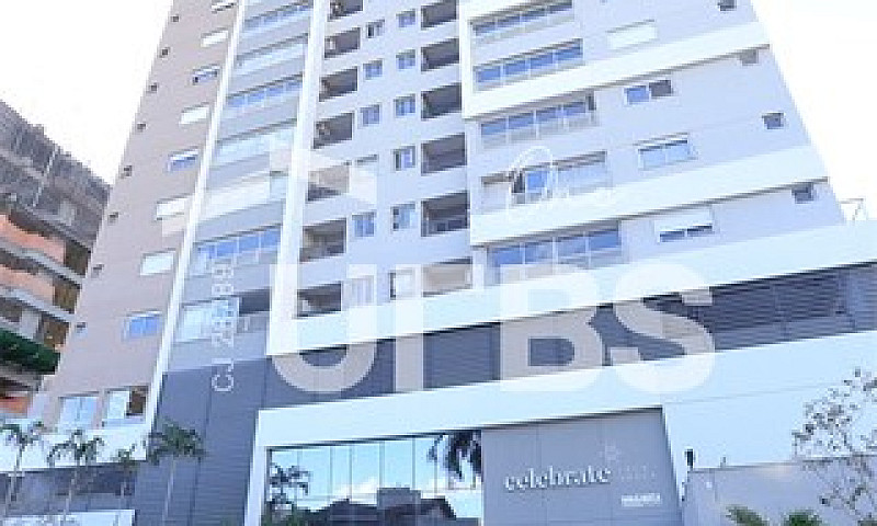 Celebrate - Apartame...