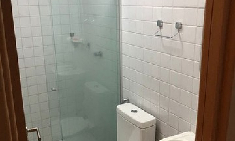 Palm Village, Aparta...