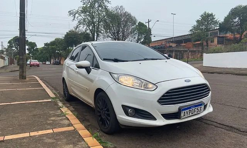 Ford Fiesta Sedan Ti...