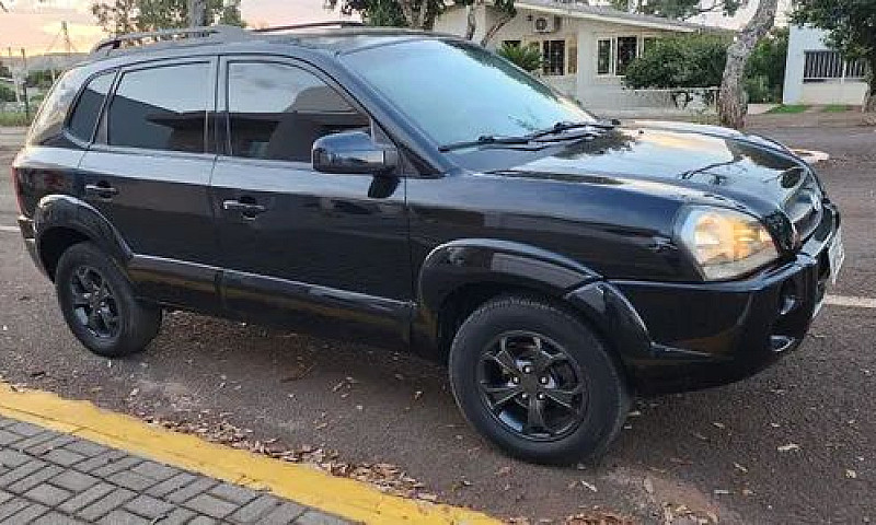 Vendo Tucson 2008 2....