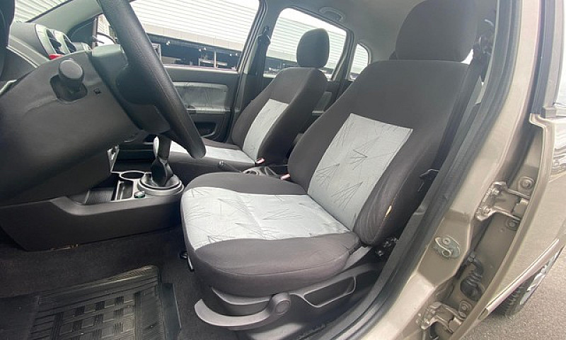 Fiesta Class 1.6 8V ...