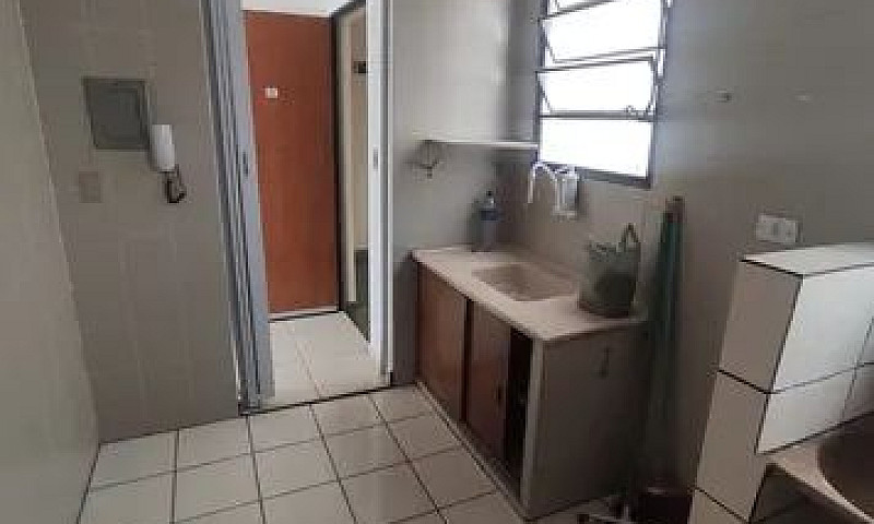 Aluga-Se Apartamento...