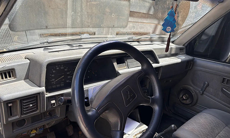 Mitsubishi L200 Gls ...