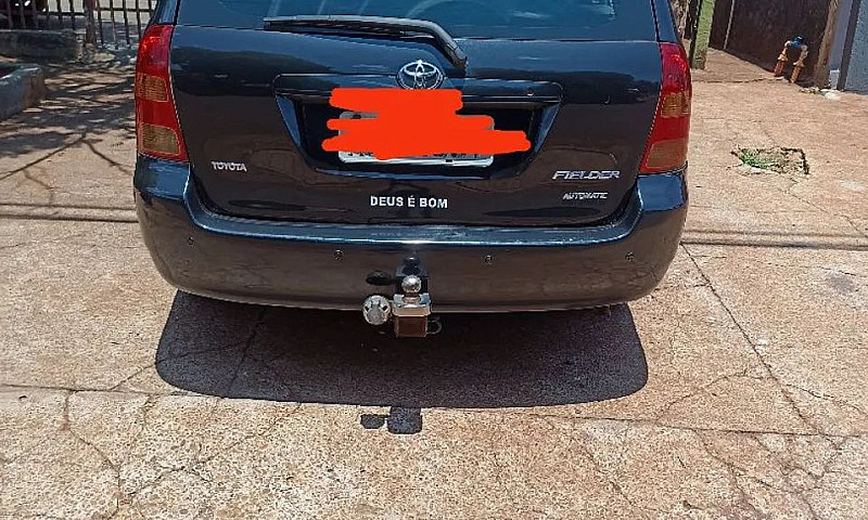 Toyota Corolla Field...