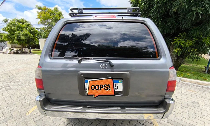 Toyota Hilux Sw4 4X4...