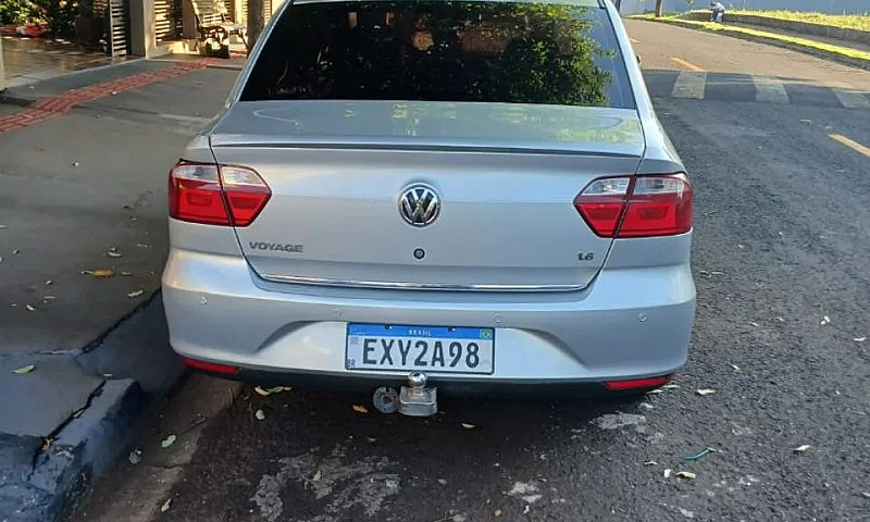 Volkswagen Voyage Co...
