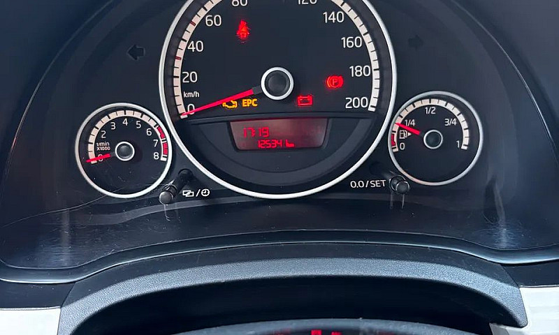 Volkswagen Up! High ...