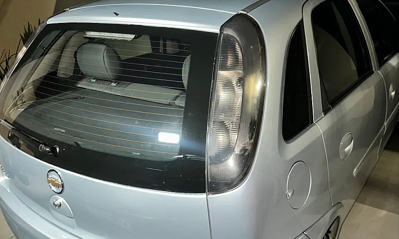 Chevrolet Corsa Hat....
